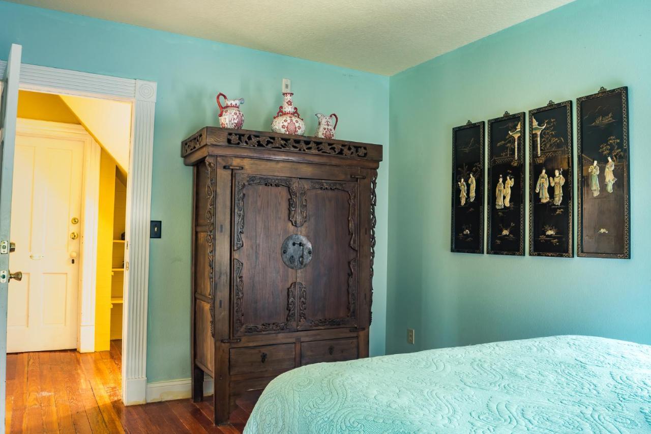 The Ann Stevens House 3*